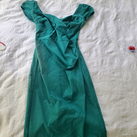 Stop Staring dress has sun damage - Picture 2 of 5